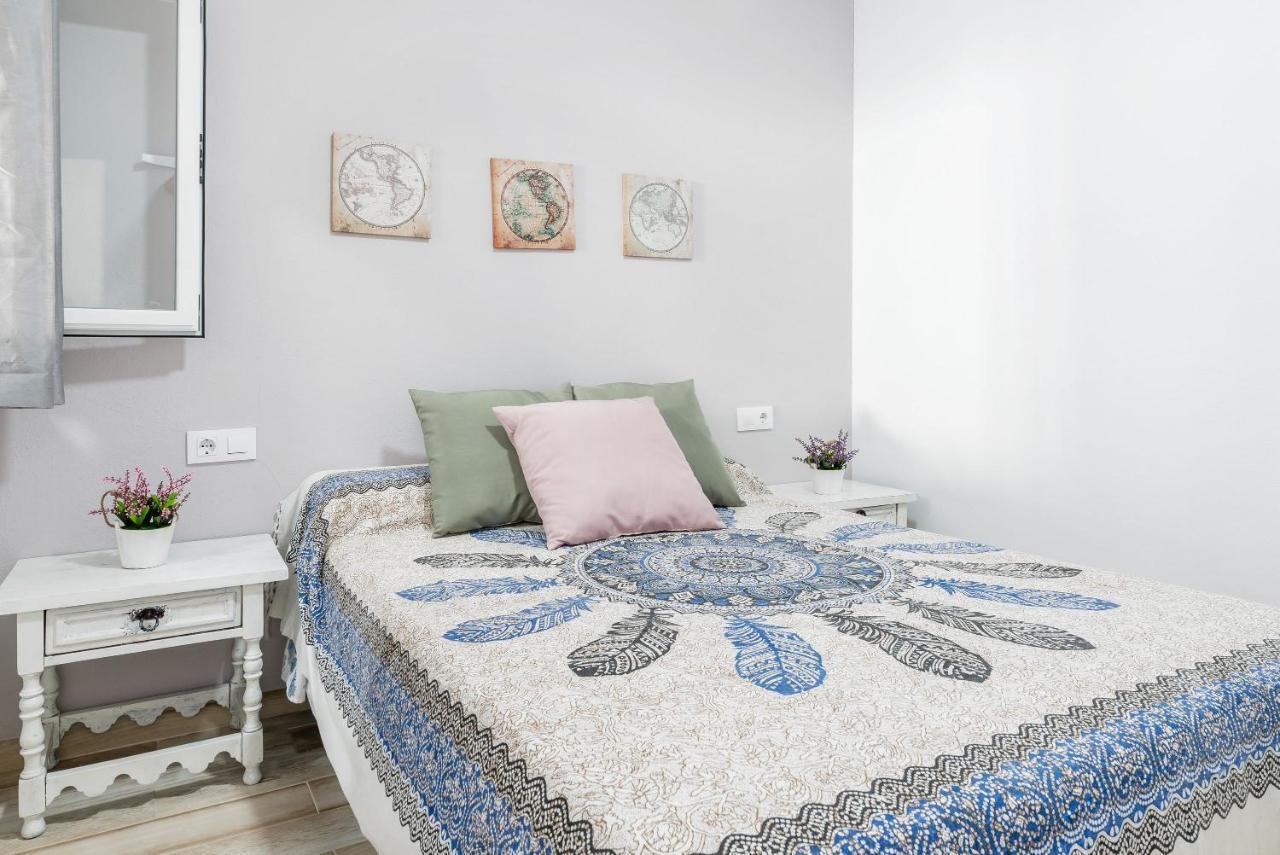 Apartamento Claudia كونيل ذي لا فرونتيرا المظهر الخارجي الصورة
