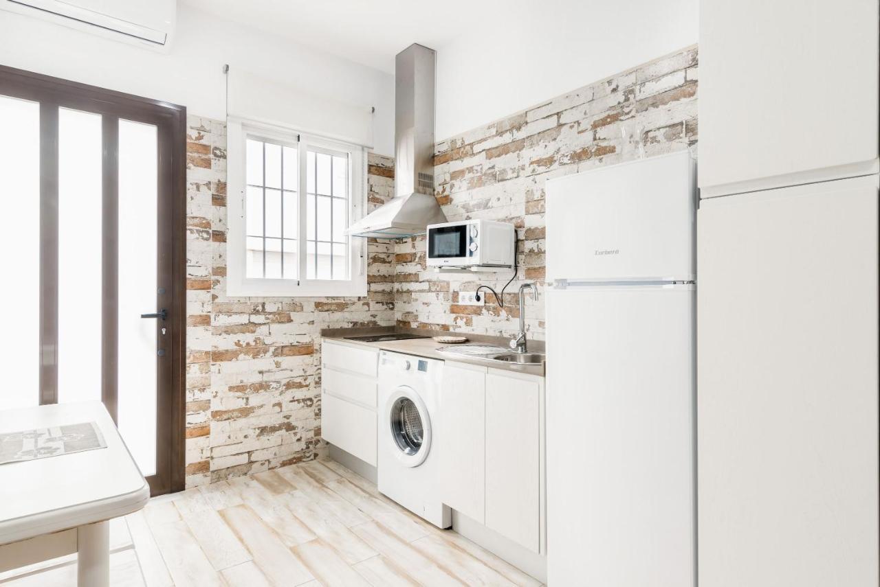 Apartamento Claudia كونيل ذي لا فرونتيرا المظهر الخارجي الصورة